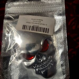 Brand new skull decal